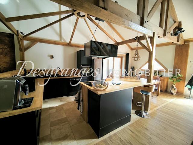 Maison vente à Nontron, Saint-cyr-les-champagnes