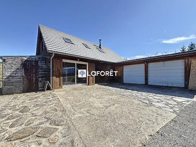 Maison vente à Saint-urcize