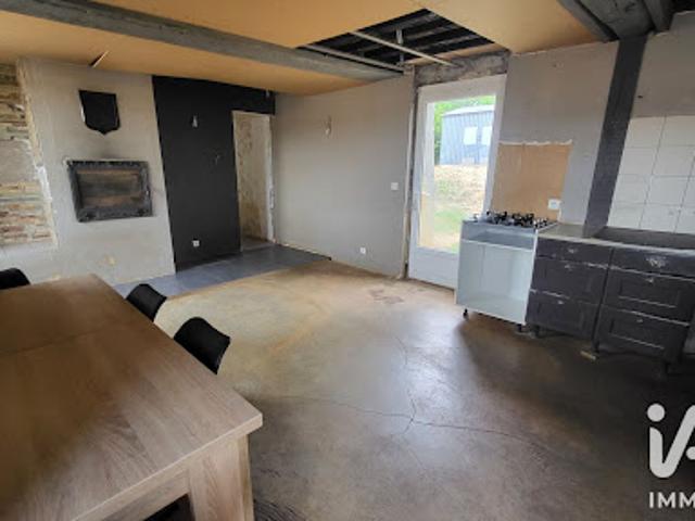 Maison vente à Les Pincons, La Selle-en-Hermoy