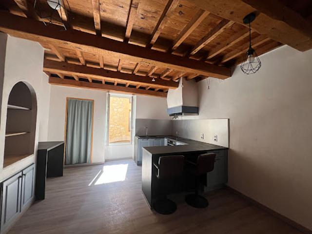 Maison vente à Nîmes, Montfrin
