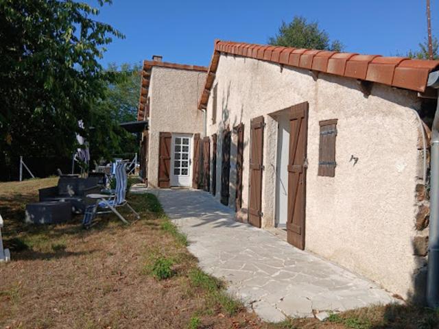 Maison vente à Montmorillon, Luchapt