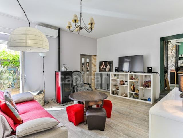 Maison vente à Nîmes, Collias