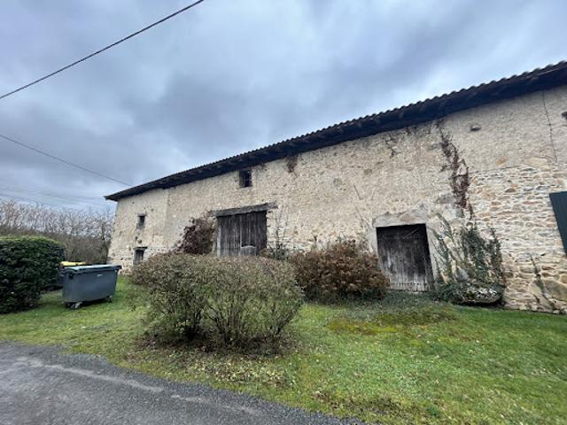 Maison vente à Confolens, Massignac