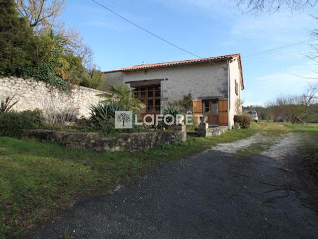 Maison vente à Périgueux, Coutures