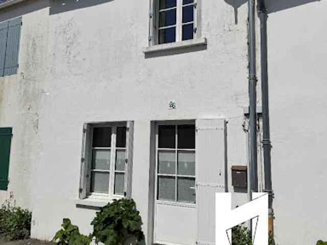 Maison vente à La Rochelle, Loix
