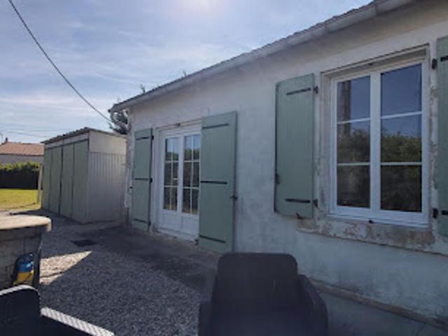 Maison vente à Rochefort, Port-des-barques