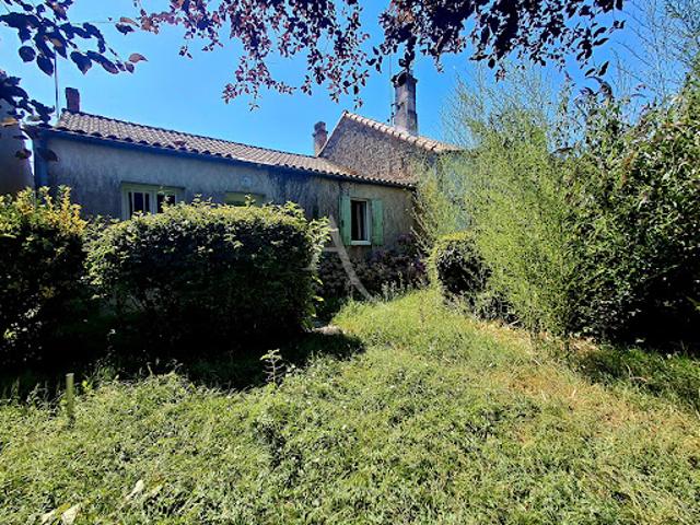 Maison vente à Saintes