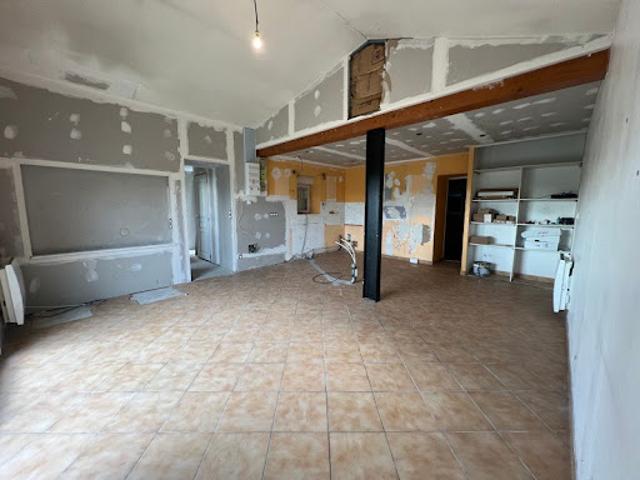 Maison vente à Angoulême, Roullet-saint-estèphe