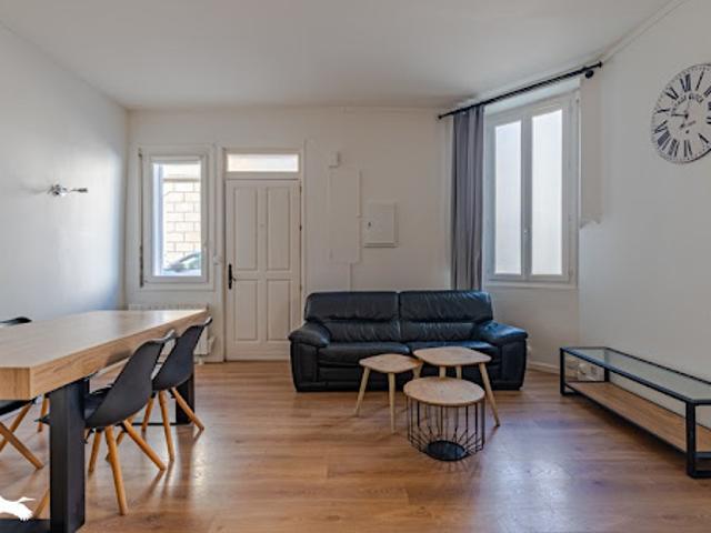 Maison vente à Bordeaux, Créon