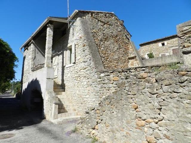 Maison vente à Alès, Saint-denis