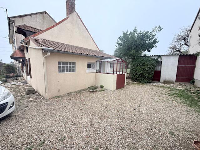 Maison vente à Vierzon, Cher