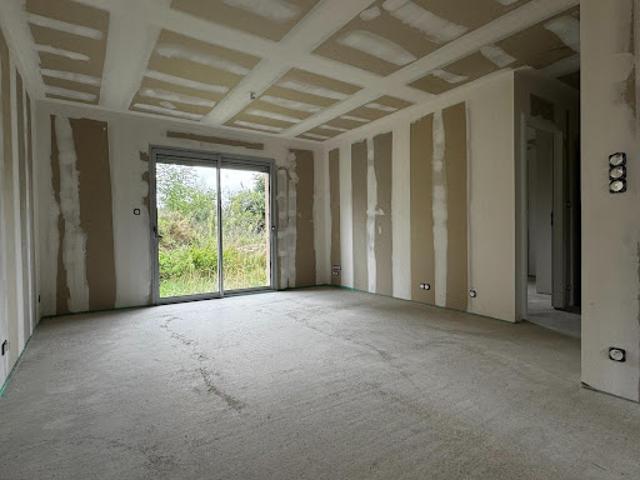 Maison vente à Les Écharvys, Saint-Émiland