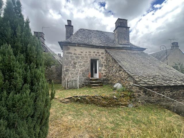 Maison vente à Mauriac, Moussages