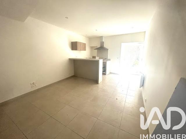 Maison vente à Nîmes, Aramon