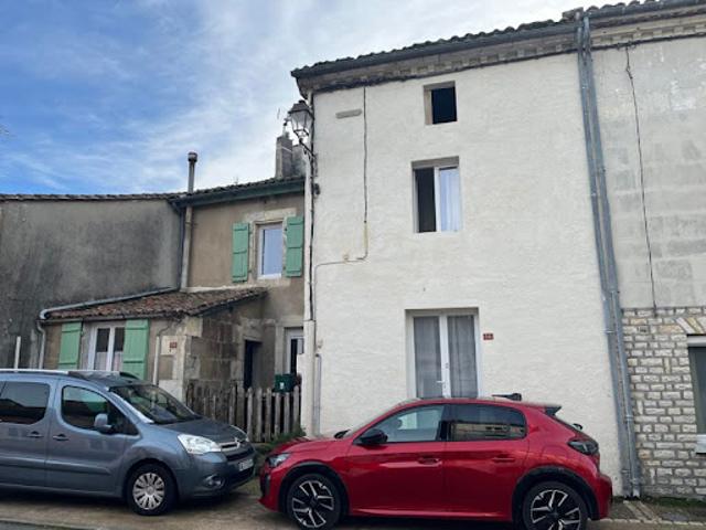 Maison vente à Nontron, Mareuil