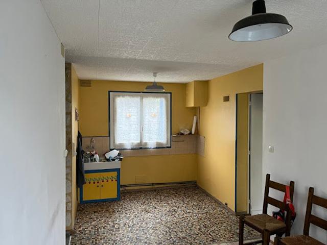 Maison vente à Angoulême, Montbron