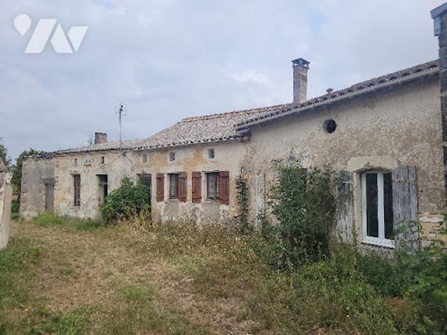 Maison vente à Saint-bonnet-sur-gironde, Charente-Maritime