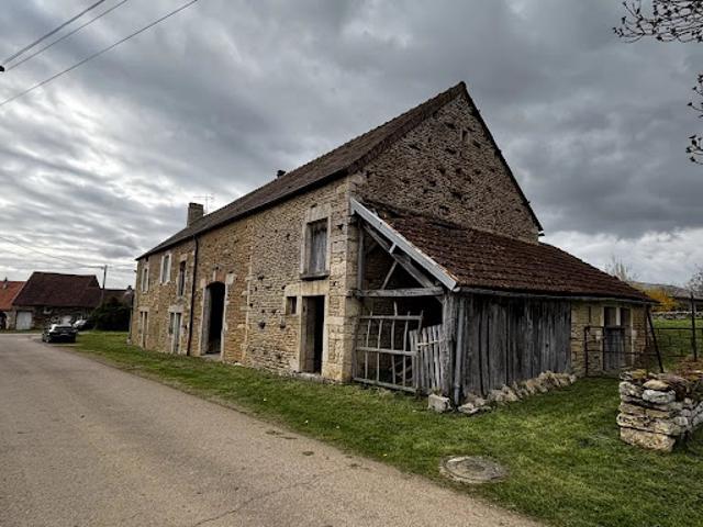 Maison vente à Beaune, Mont-saint-jean