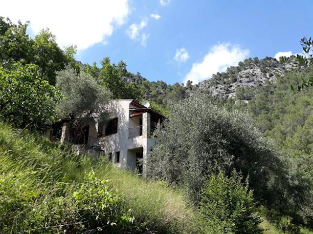 Maison vente à Nice, Roquesteron