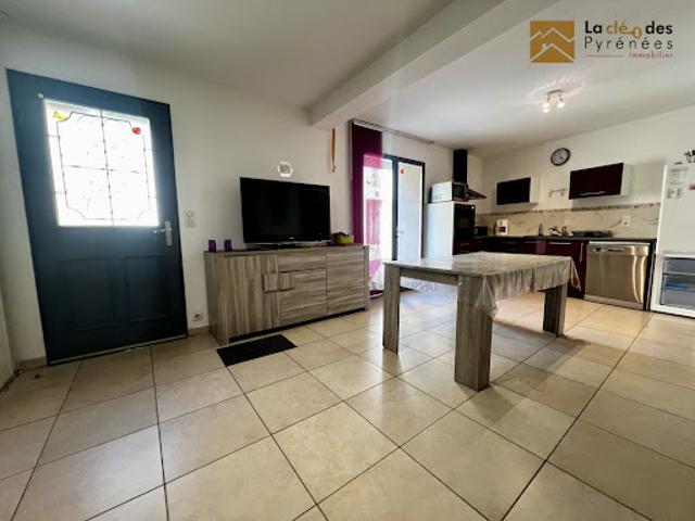 Maison vente à Bagnères-de-Bigorre, Sarrancolin