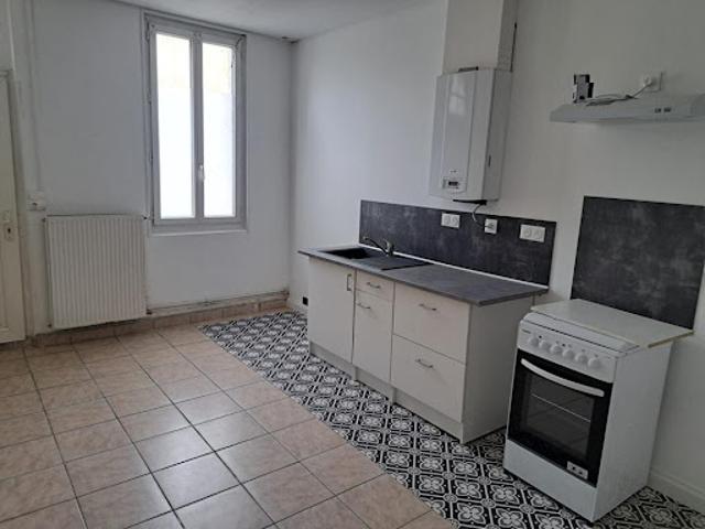 Maison vente à Angoulême, Aignes-et-puypéroux