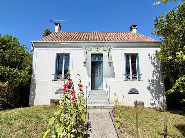 Maison vente à Saint-Jean-d'Angély, Néré