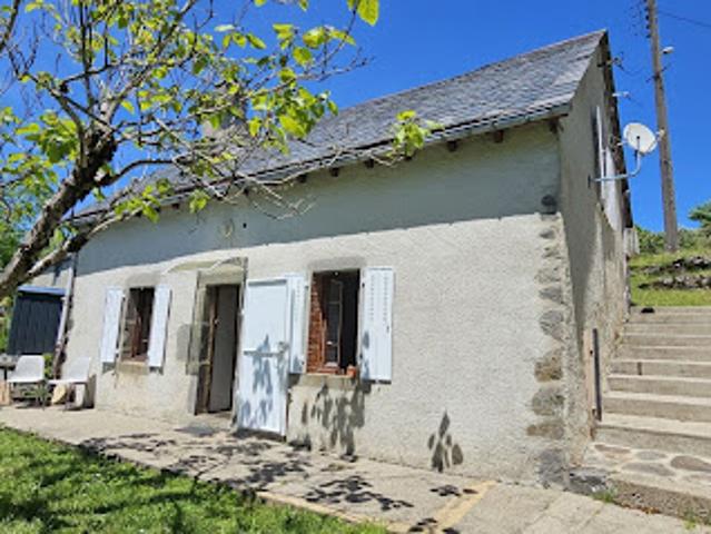 Maison vente à Mauriac, Moussages