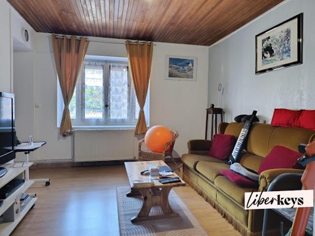 Maison vente à Mâcon, Lacrost