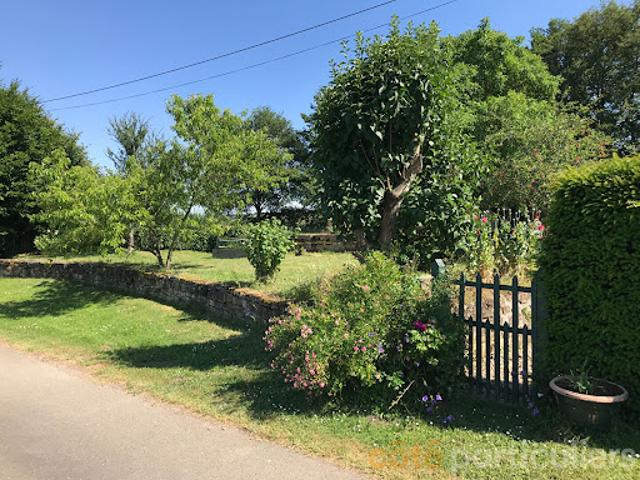 Maison vente à Saint-Amand-Montrond, Saint-pierre-les-etieux