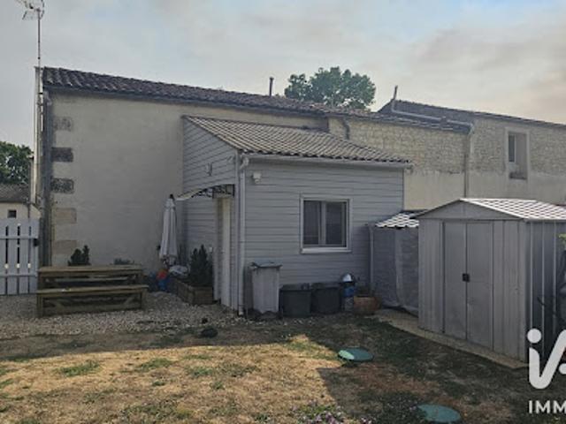 Maison vente à Saint-Jean-d'Angély, Juicq