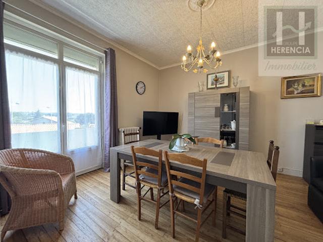 Maison vente à Angoulême, Aignes-et-puypéroux