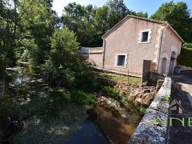 Maison vente à Angoulême, Souffrignac