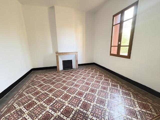 Maison vente à Lodève, Le Pouget