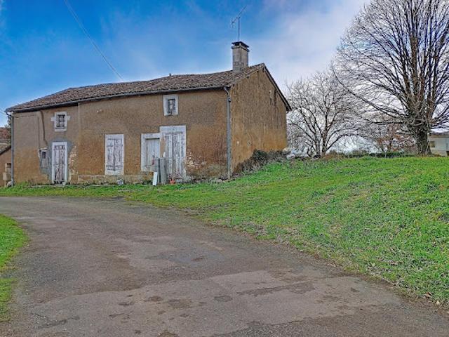 Maison vente à Angoulême, Combiers