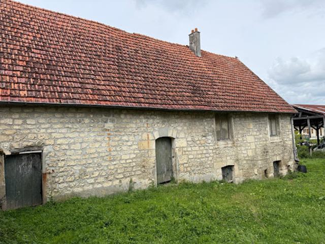 Maison vente à Pontoise, Menouville