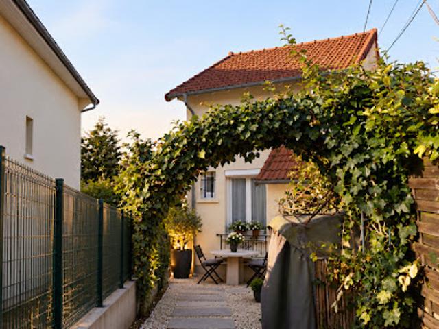Maison vente à Cité Jean Moulin, Saint-Gratien