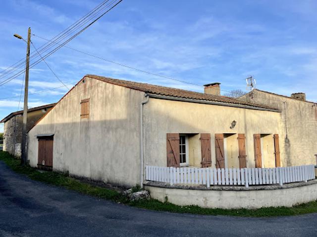 Maison vente à Saint-Jean-d'Angély, Saint-savinien