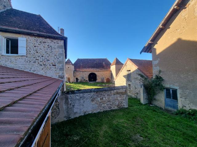 Maison vente à Charolles, Saint-symphorien-des-bois