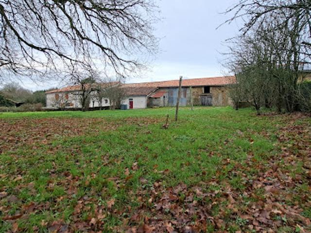 Maison vente à Parthenay, Saint-pardoux