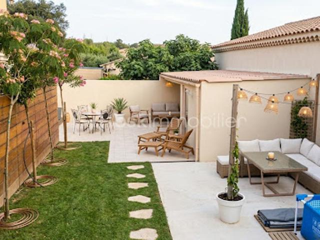 Maison vente à Nîmes, Vers-pont-du-gard