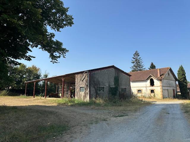 Maison vente à Aignan, L'Église