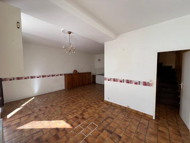 Maison vente à Angoulême, Aignes-et-puypéroux