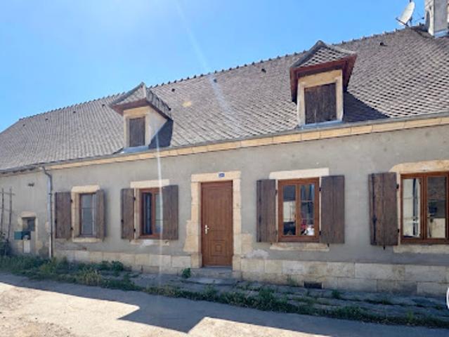 Maison vente à Saint-Amand-Montrond, La Celle
