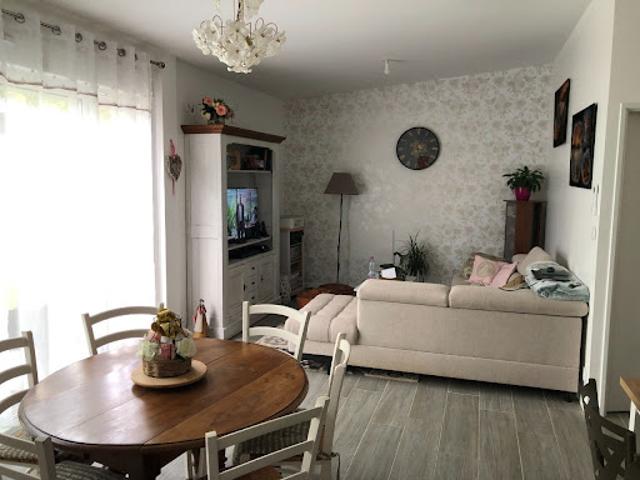 Maison vente à France métropolitaine, Couze-et-saint-front