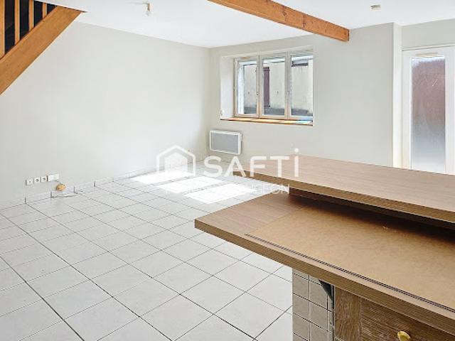 Maison vente à Confolens, Saint-angeau