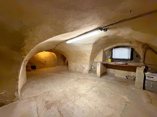 Maison vente à Saint-Quentin-la-Poterie, Gard
