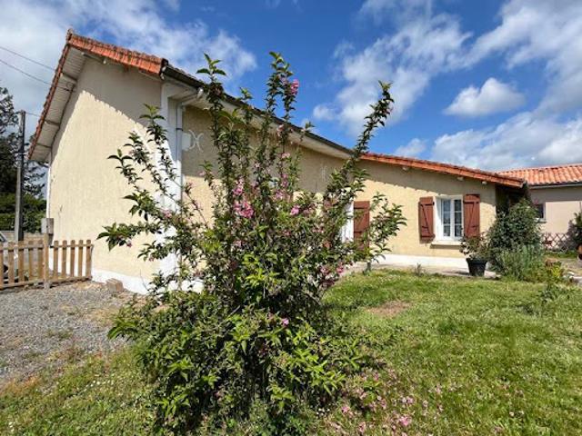 Maison vente à Confolens, Tessonnière