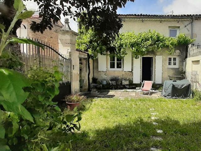 Maison vente à Saint-Jean-d'Angély, Varaize