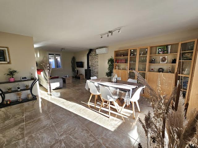 Maison vente à Nîmes, Aigues-mortes