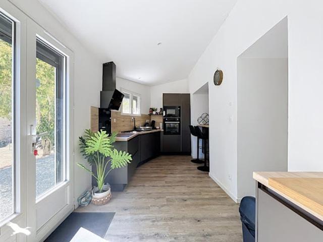 Maison vente à Saint-Jean-d'Angély, Les Nouillers